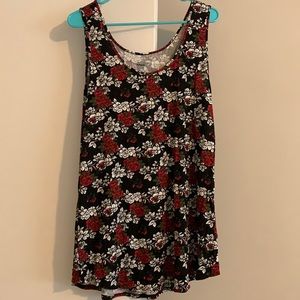 NWT Tezenis top with flowers